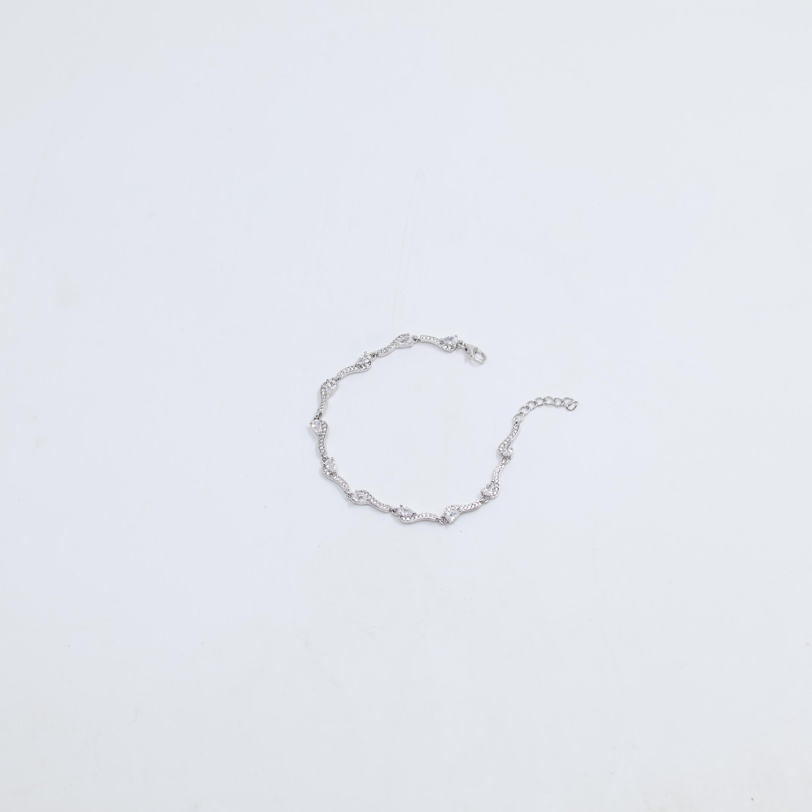 Silver Wavy Pavé Link Bracelet