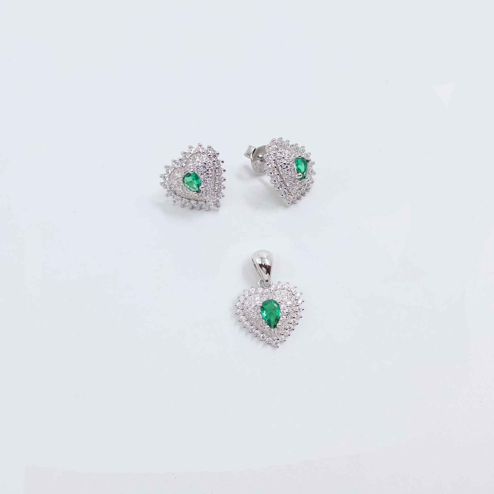 Emerald Heart Crystal Jewelry Set