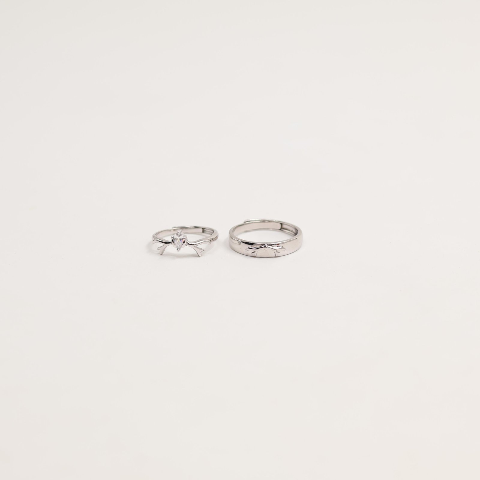 Silver Leaf Vine Nature Ring
